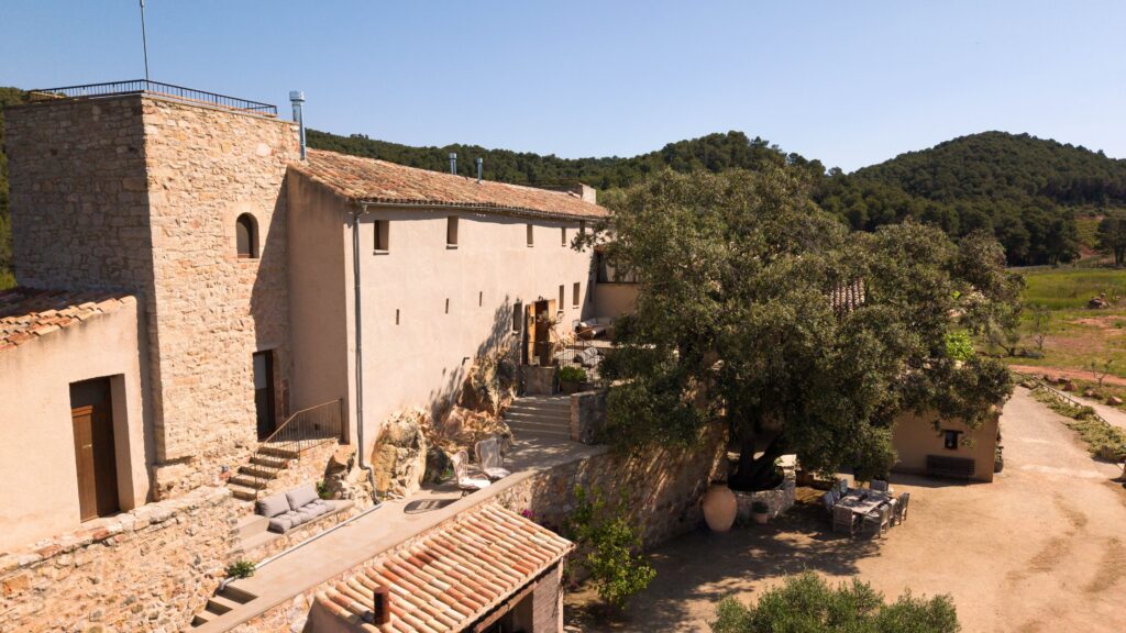 Outside — Torres de Selma